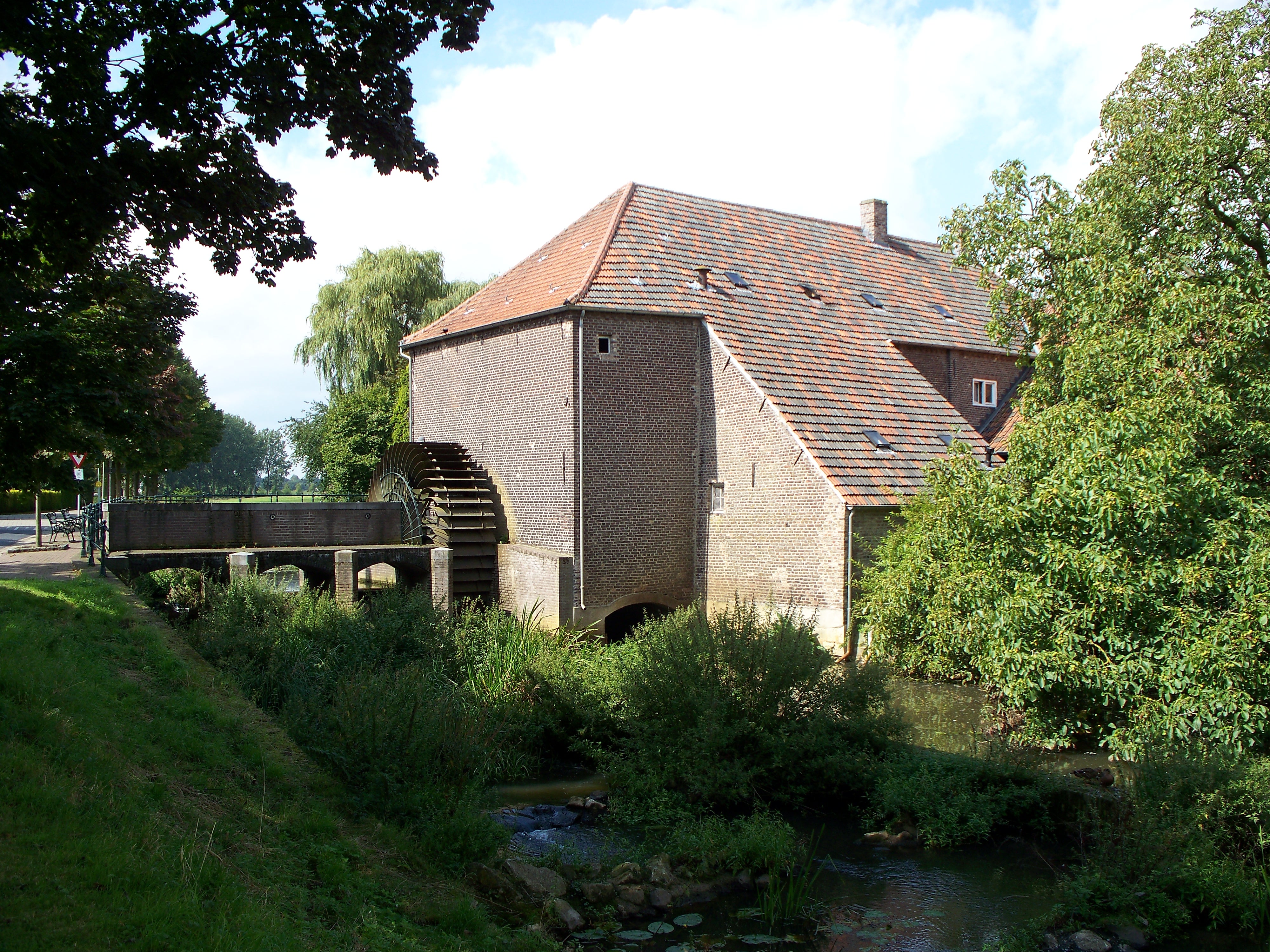 De Grathemermolen in Grathem op een archieffoto uit 2008.