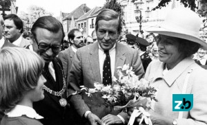 1982 - Burgemeester Jo Matti, Koningin Beatrix en Prins Claus.